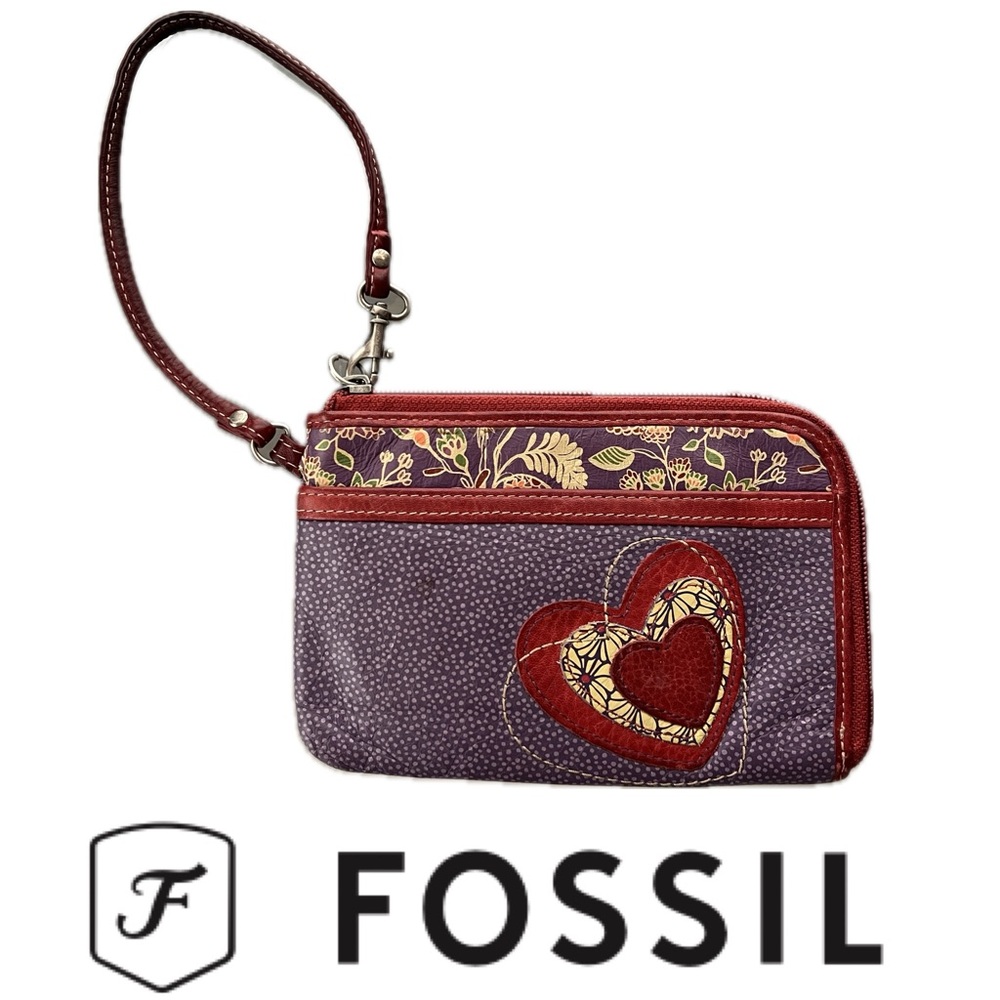💜♥️Purple and Red Heart Wristlet Wallet by Fossil | 6.5”x4.5”H